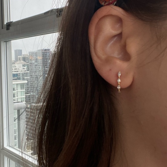 Diamond Huggies - Picture 1 of 4